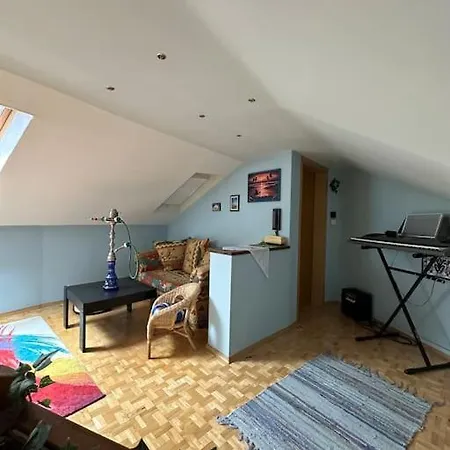 Charming 2 Bedroom House With Cozy Attic In Scenic Ferschweiler Ideal For Family Hollidays Hébergement de vacances