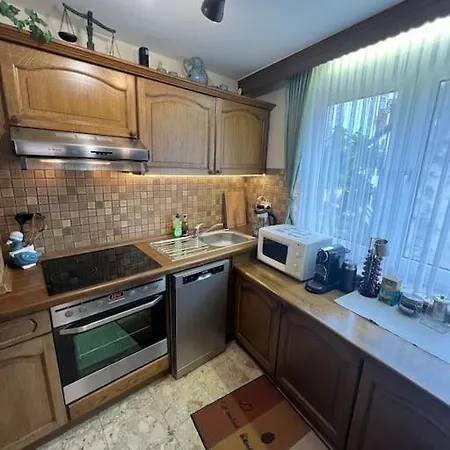 Hébergement de vacances Charming 2 Bedroom House With Cozy Attic In Scenic Ferschweiler Ideal For Family Hollidays *